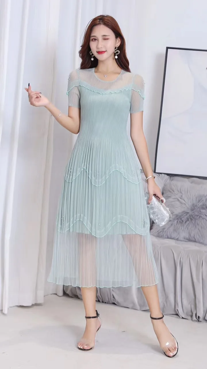 Original Design Simple and Fashionable Pure Color Super Elastic Women's Dress Slim Dress High-Quality Pleated Dress