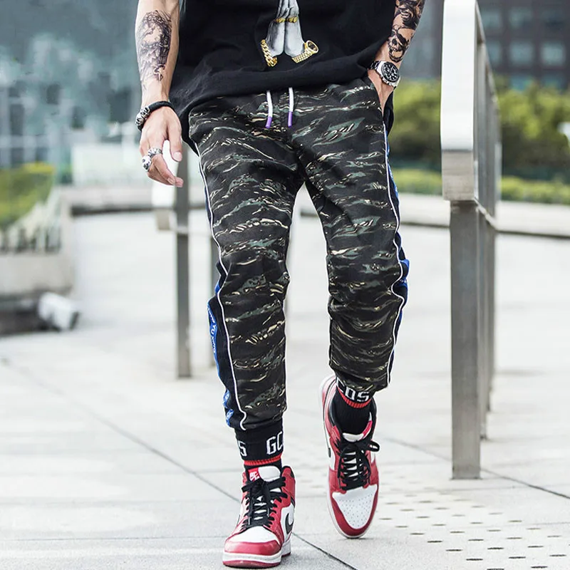 Камо бегунов Для мужчин Stripe Track Pants Камуфляж хип-хоп штаны Hombre модные повседневные тренировочные штаны прямые брюки мужской Hipster