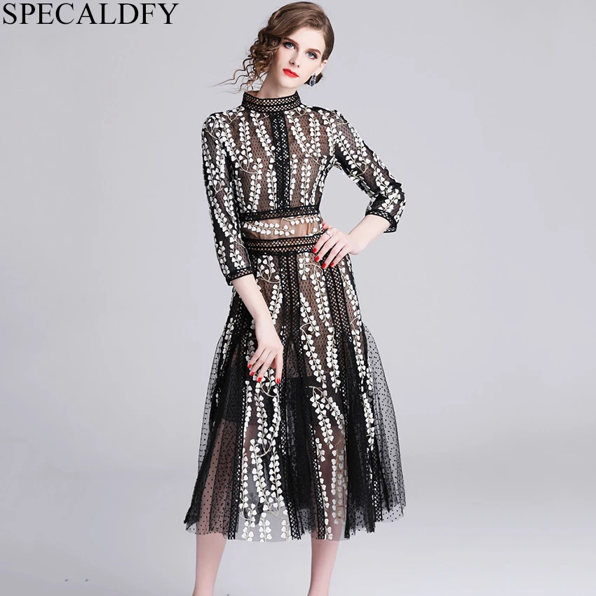 

2019 Spring Lace Dresses Women Sexy Hollow Out Black Mesh Embroidery Dress Lace Runway Designer Dress Women's High Quality