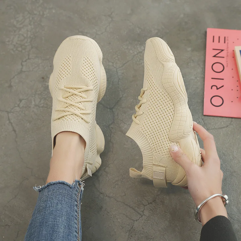 

Design Running Shoes for Women Slip on Comfortable Mesh Yeezys Women Sport Shoes Outdoor Walking Jogging Socks Sneakers
