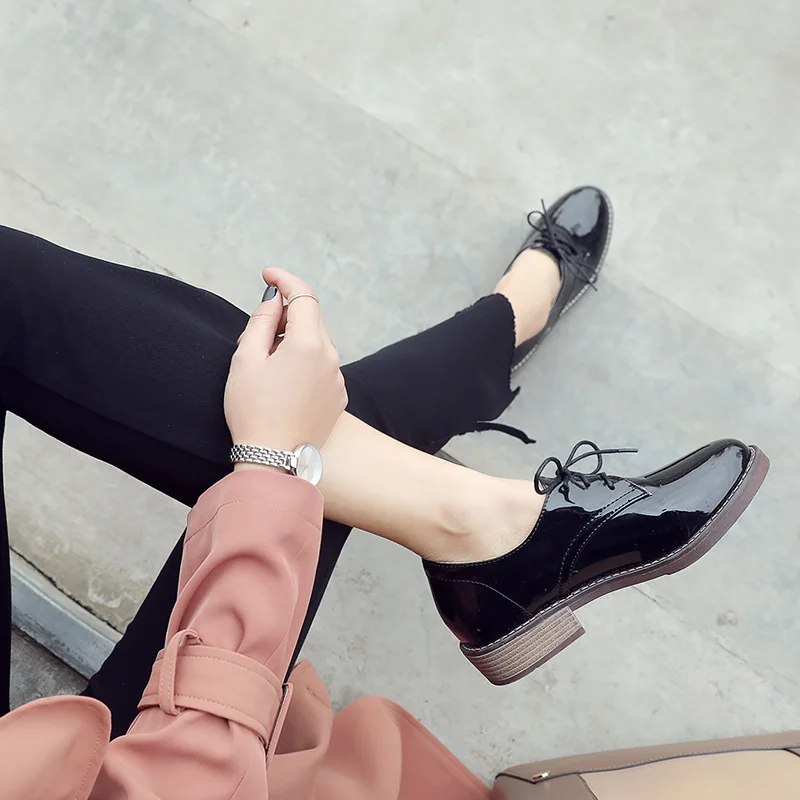 Oxfords Shoes Woman Casual Loafers Lace-Up Flats Fashion Brogue Shoes Patent PU Leather Women Shoes Plus Size Pink Beige Black (13)