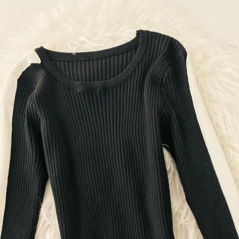 Женское трикотажное платье ALPHALMODA белое Полосатое с длинным рукавом Повседневное