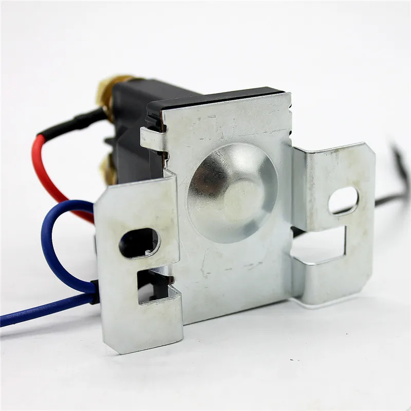 DC 12V auto double insulator battery protector 200A dual vehicle battery intelligent management isolator02