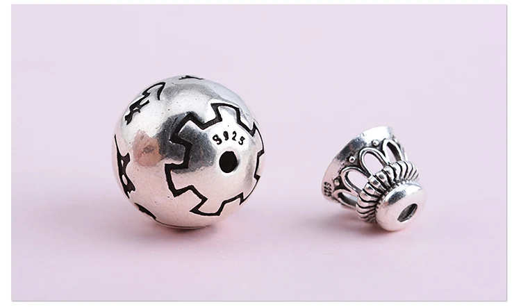 silver-om-guru-bead001e
