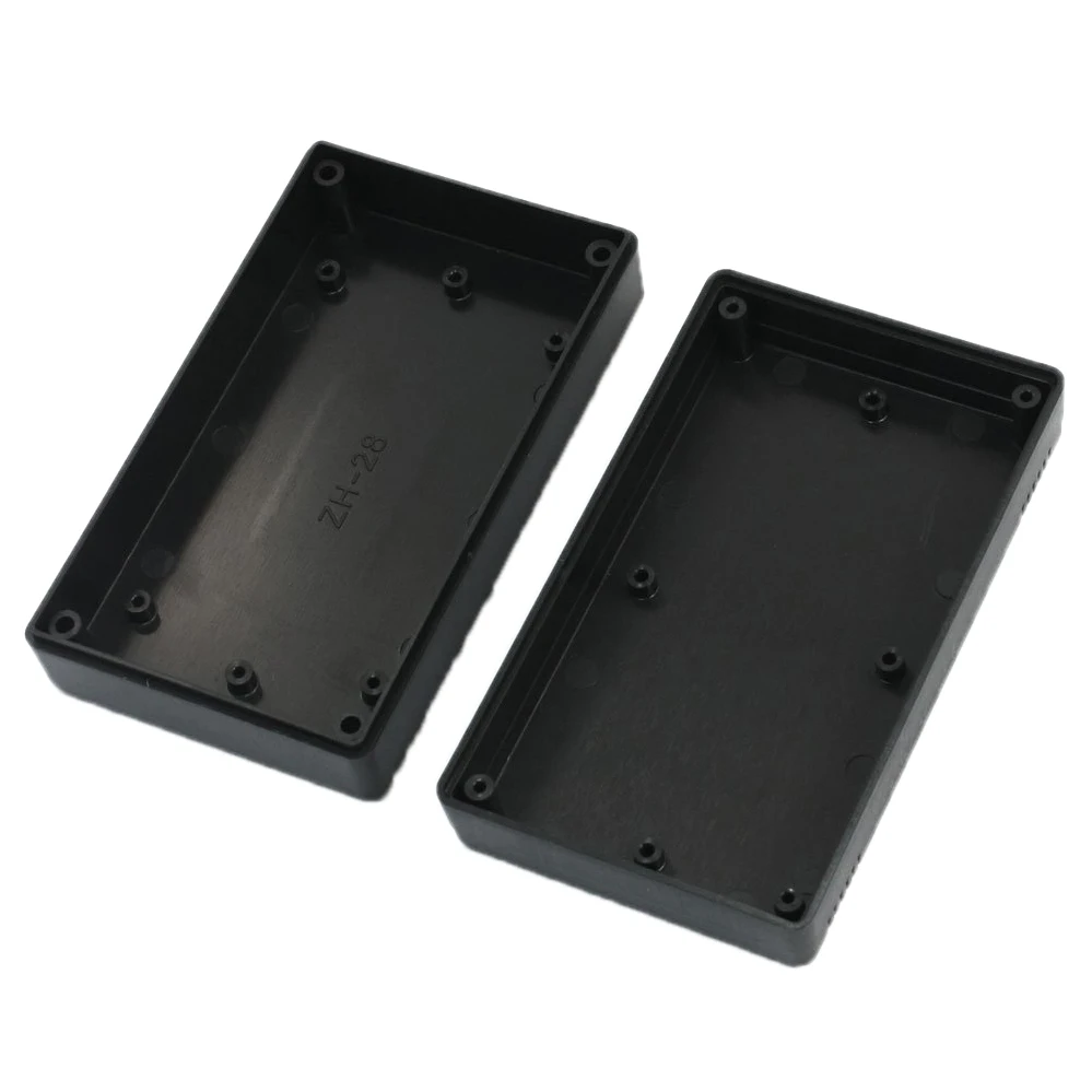 Защитная распределительная коробка из черного пластика 116x68x36 мм | Инструменты