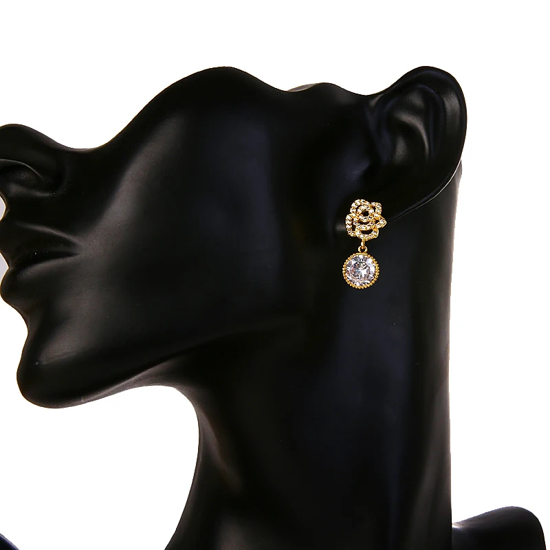 Emmaya Модные Серебристые сверкающий циркон круглый цветок памяти серебряные серьги-гвоздики для Для женщин Свадебная вечеринка