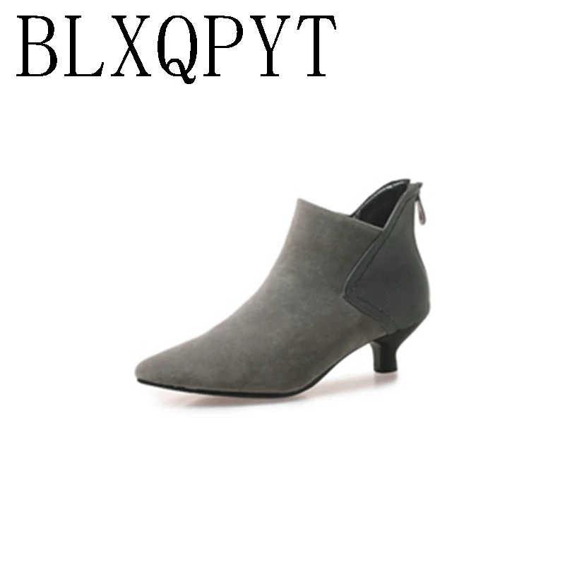 

BLXQPYT New Fashion Big Size 32-46 Women Low Heels ankle boots Autumn Winter Pointed Toe Martin Boots Wedding Shoes Woman 18-83