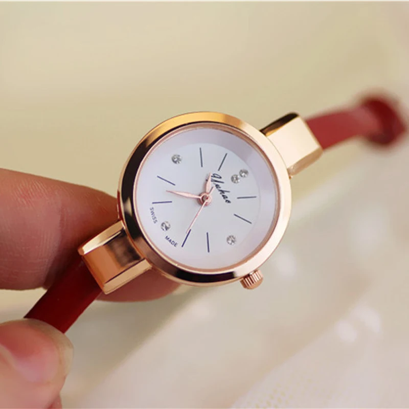 

2019 Montre Feminino Women's Watches Fashion Leather Wrist Watch Vintage Ladies Watch Irregular Clock Mujer Bayan Kol Saati