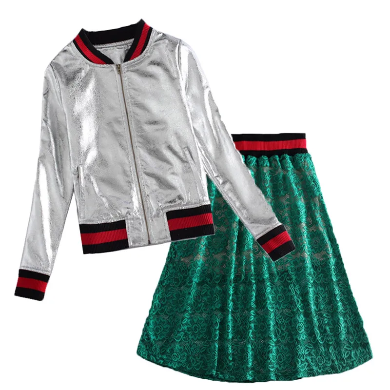 Hoge Qualiy 2018 Sping Herfst Jas Vrouwen Uniform Zilver PU Bomber Jasje Met Groene Kant Rok Tweedelige Set Pak Vrouwen Hoge Qualiy 2018 Sping Herfst Jas Vrouwen Uniform Zilver PU Bomber Jasje Met Groene Kant Rok Tweedelige Set Pak Vrouwen
