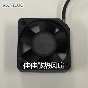 

GM0503PHV2-8 GN DC 5V 0.4W 30x30x15mm Server Square fan