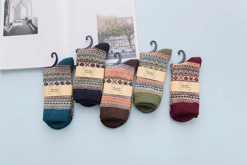 

Autumn and winter new double-road retro rabbit wool socks men high-grade comfortable ethnic wind warm socks