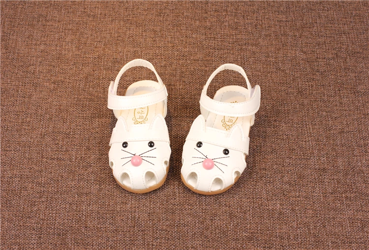 Bekamille/детская обувь с рисунком кота; детские сандалии для девочек; летняя кожаная обувь для маленьких девочек; кроссовки; Стелька 13-18,5 см