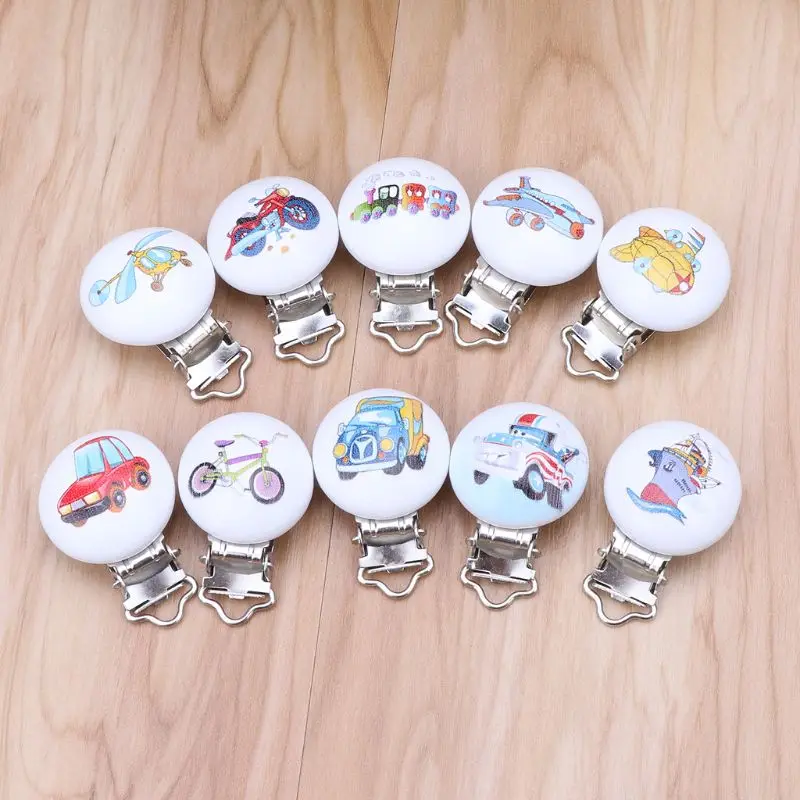 

5Pcs/lot Baby Pacifier Clips Mixed Printed Wood Metal Holder Clasps Infant Soother Nipple Clasps Baby Gift Random delivery