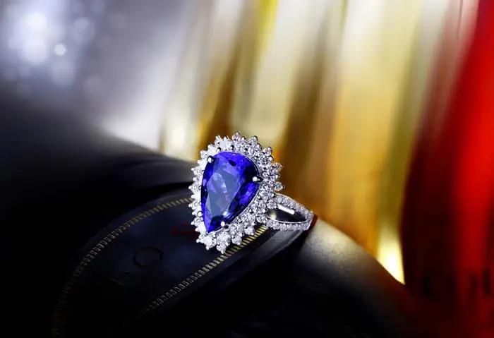 

Luxury 5.11 Carat Natural Blue Tanzanite synthetic diamant Jewelry Female Wedding Engagement Ring (CM)
