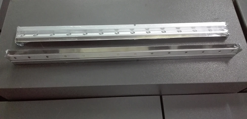 dek 535mm 60 degree 15mm overhang squeegee