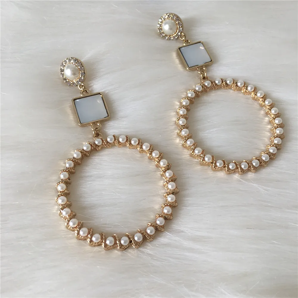 

PRETTY EARRINGS GOLD COLOR PLATING CLEAR STONE WHITE PEARL LONG DROP EARRING FOR WOMEN GIRL