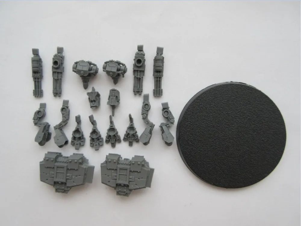 

EPIC IMPERIAL WARHOUND TITANS PAINTED Resin Model Free Shipping