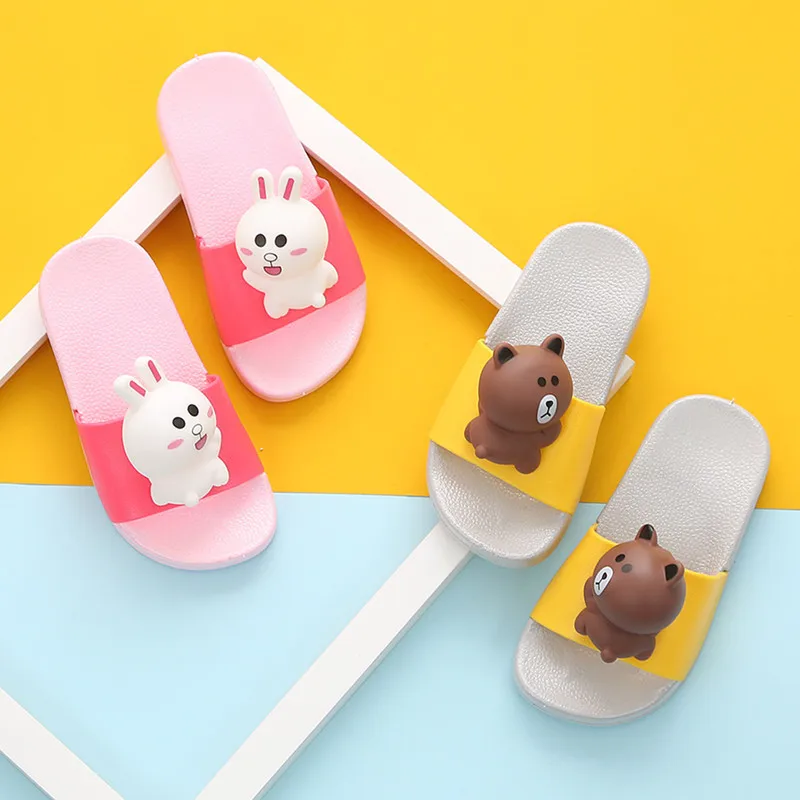 Cartoon 3D bear rabbit shape cute baby children's slippers non-slip soft bottom children's slippers Cartoon 3D bear rabbit shape cute baby children's slippers non-slip soft bottom children's slippers