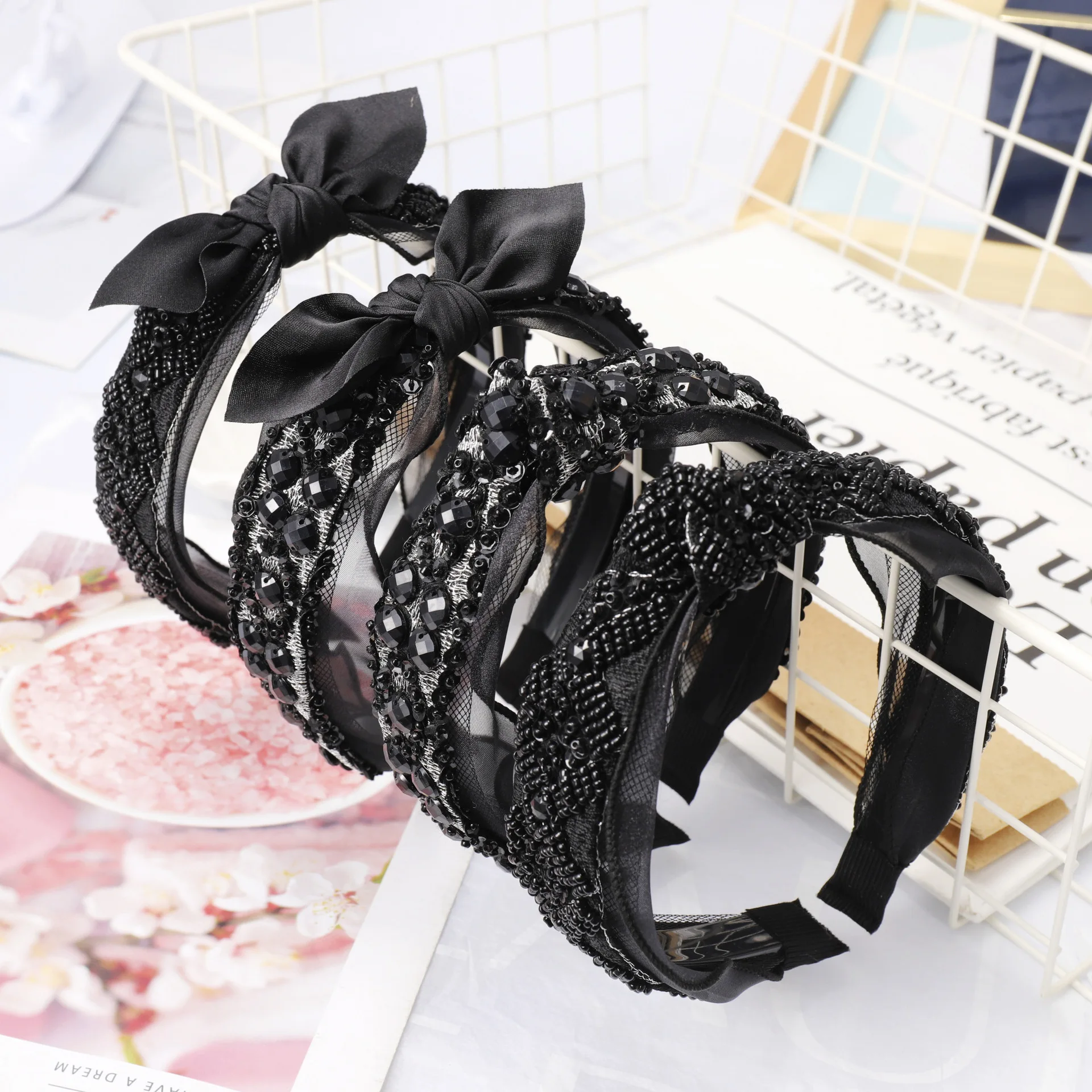 Высокое качество черный обруч для волос Hairband элегантный горный хрусталь бисер бант обруч для волос аксессуары для волос для женщин Сияющий