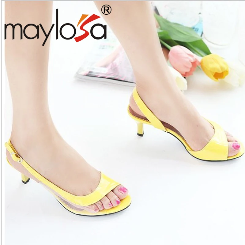 2016 Women Sandals Big size 10 12 13 14 46 Summer Ladies Sandals Transparent Neon Low Heels 