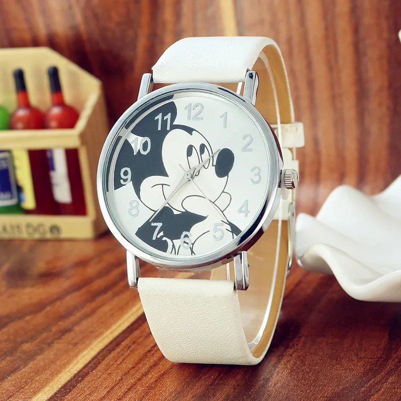Хорошее качество дети часы «Микки» модный ремень Детские кварцевые наручные часы Мода Детские часы для мальчиков и девочек точное время