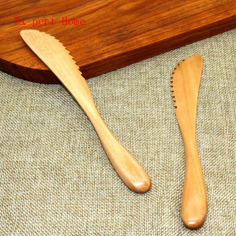 

200pcs Original Wooden Butter Knife Japanese Style Fruit Cake Knife Tooth Shape Cheese Knife Wholesale