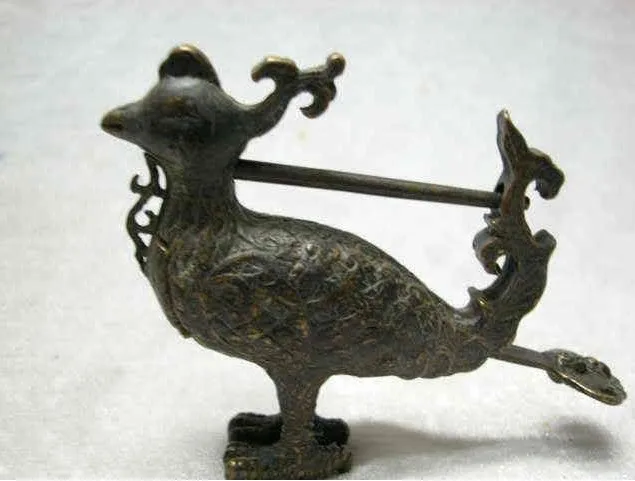 

Metal Crafts Rare Chinese Old Style Brass Carved Phoenix Lock And Key fast Shipping