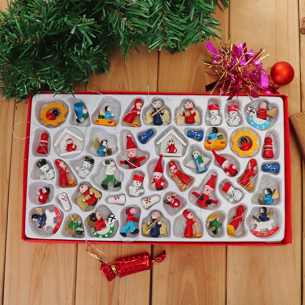 

48Pcs Traditional Wooden Christmas Tree Decorations Home Hanging Toy Set Lovely Delicate Hotel Restaurant Atmosphere Santa Claus