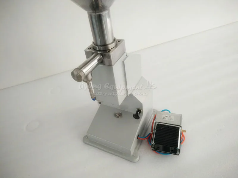 Small pneumatic filling machineA02 (5)