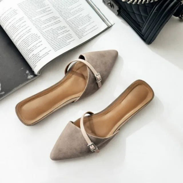closed toe flat mules
