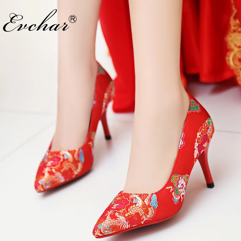 

EVCHAR spring autumn shoes woman sexy Chinese style silk embroider wedding shoes high heels women bride slip-on pUmps size 33-40