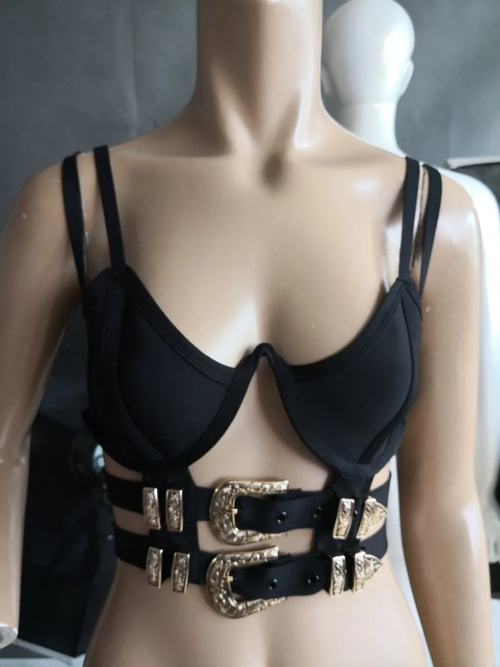 Знаменитости Черный Красный без рукавов Кнопка короткий бандажный Топ Bodycon