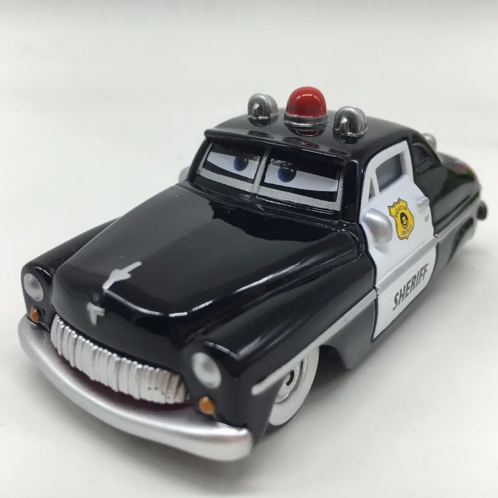 17 видов стилей машинок пиксара и с рисунками из мультфильма Тачки 2 Lightning McQueen