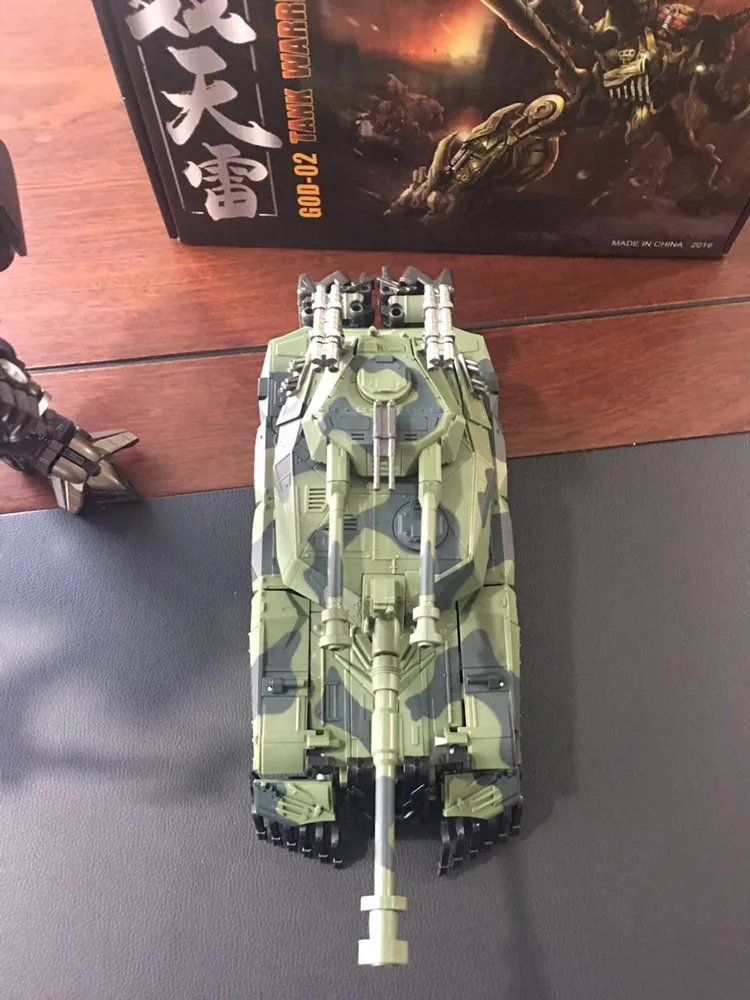 

TF DreamWorks God02tf Leader Tank APS02 Noisy Figure Green Color