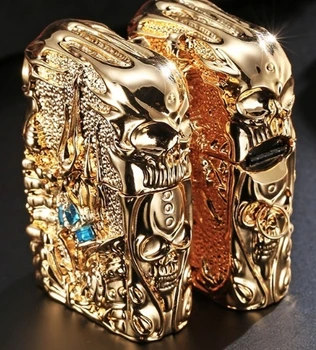 

Drop-ship Heavy armor Relief Gold-plated The Lich King Lighter Blue crystal devil