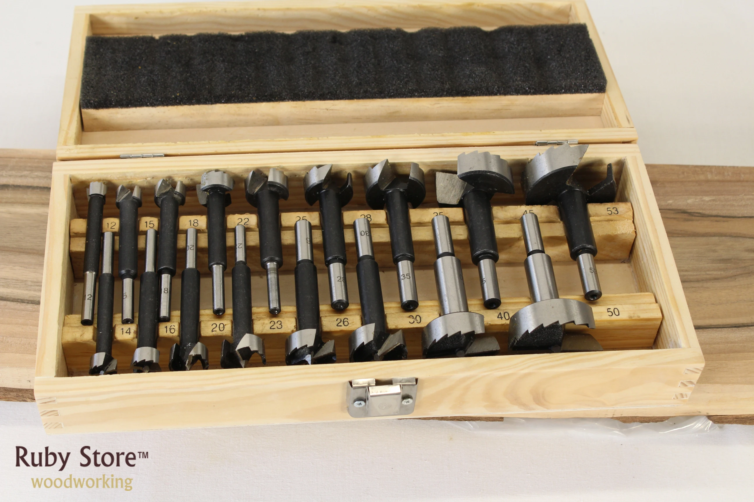 17 PCS Forstner Bit Professional Set in Wooden Box, Metric Set