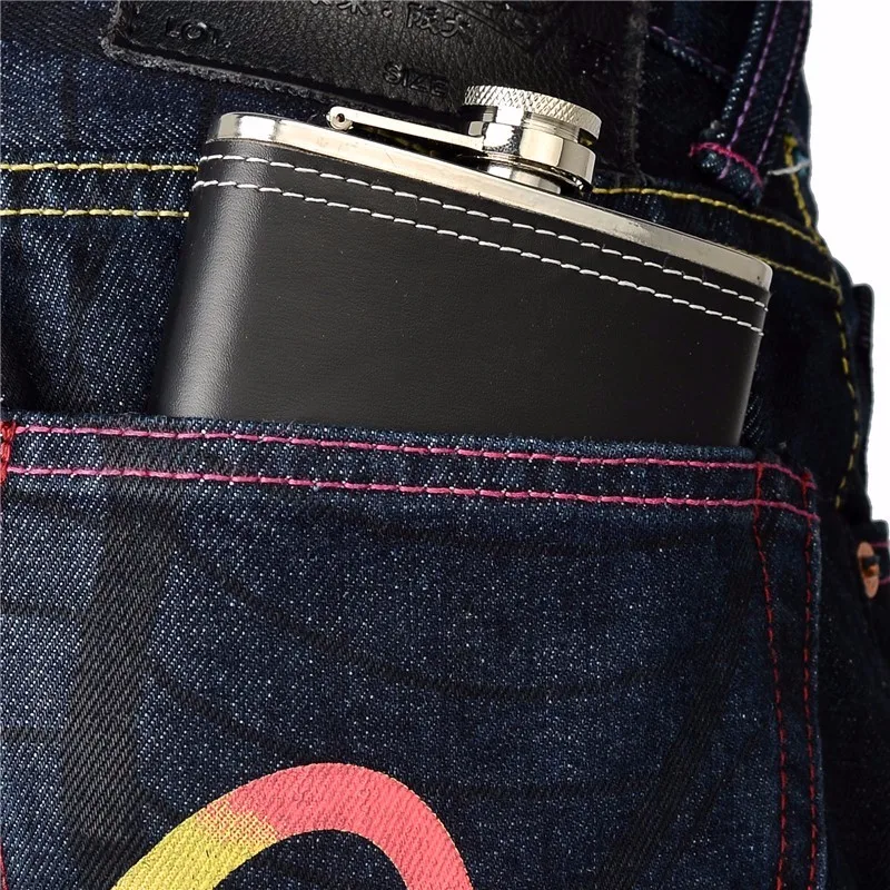 7OZ black leather hip hip flask , Food Degree stainless steel