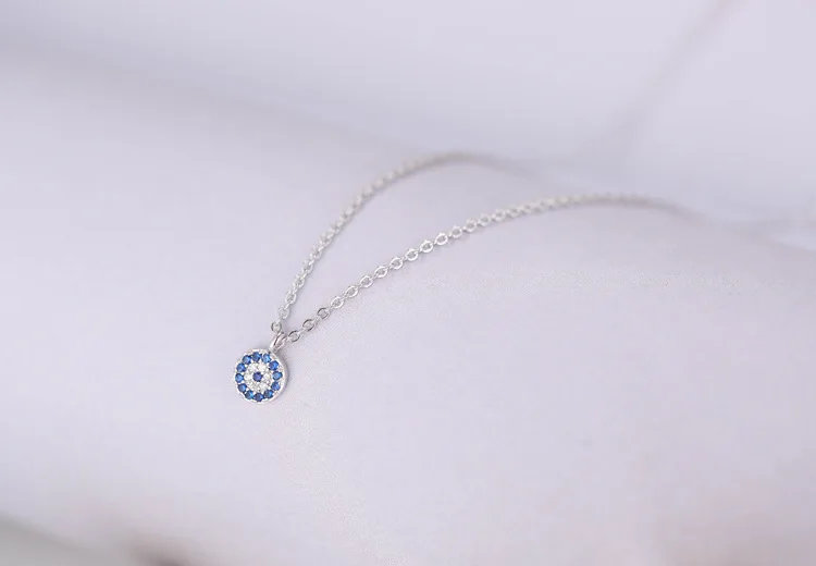 8748087159_823318017