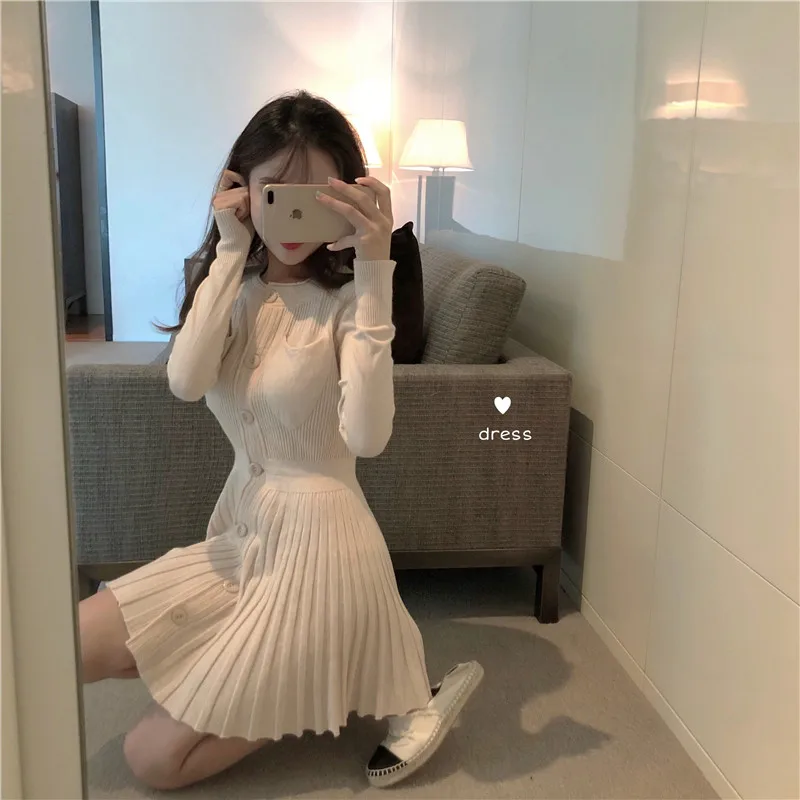 

Winter Long-sleeved large size knit winter dress button female ins A-line new pleated casual Knee-Length Empire O-Neck dress