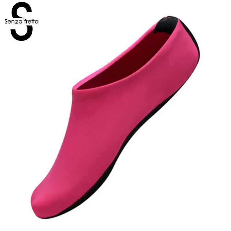 

Senza Fretta 2018 New Beach Sandals Women Quick-Dry Soft Non-Slip Shoes Couple Seaside Sandals Unisex Flat Slip-on Shoes GPZ019