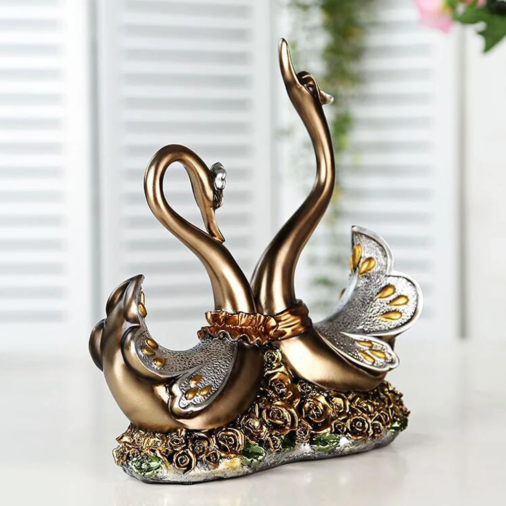 European Couple Swan Figurines Home Decoration Wedding Gifts Wine Cabinet Display Resin Crafts Household Swan Miniatures