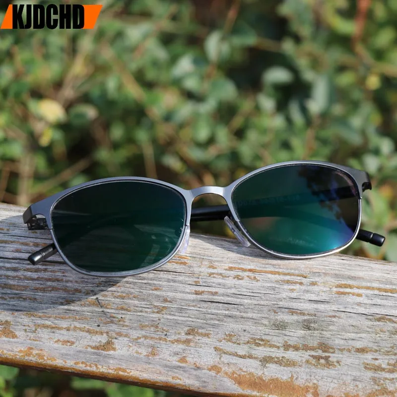 

KJDCHD Titanium Alloy Sun glasses Transition Photochromic Reading Glasses Men Hyperopia Presbyopia diopters Presbyopia Glasse