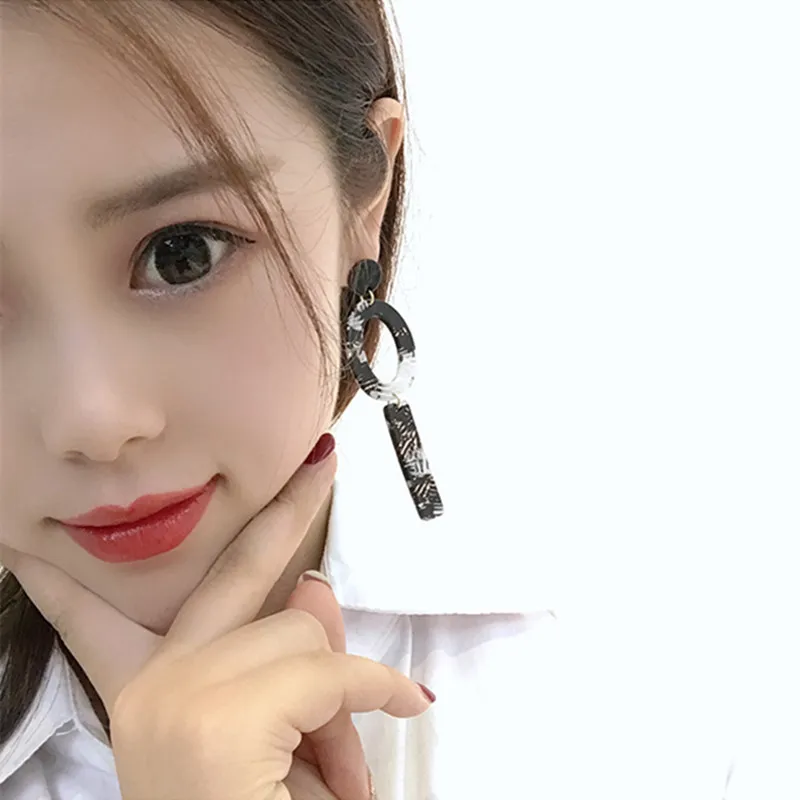 UJBOX-2018-Korean-Fashion-Long-Acetic-Acid-Earrings-Women-Pattern-Acetate-Earrings-Net-Red-Jewelry-Drop