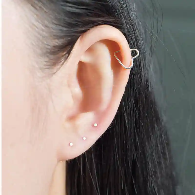 

2019 stud korean earrings 925 sterling silver High Quality Round Earrings for Women femme men Cute Gold Color Jewelry Party Gift