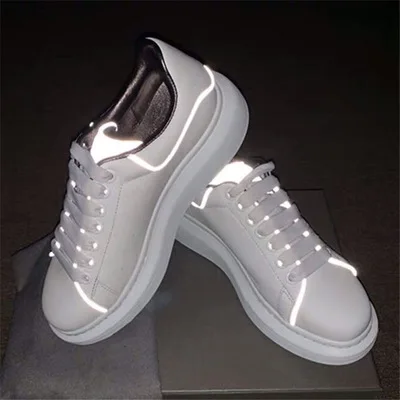 

Shoes woman Luxury brand famous designer women's spring and autumn flat shoes luminous reflective white shoes large size