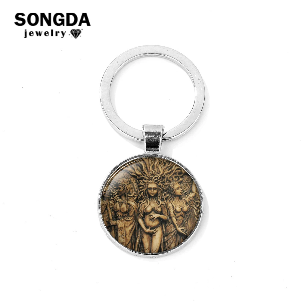 

SONGDA The Triple Moon Goddess Wicca Keychain Ancient Image Glass Cabochon Key Ring Women Bag Charm Pagan Amulet Vintage Jewelry