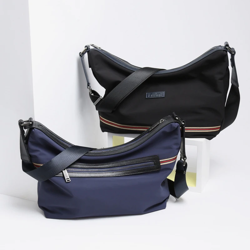 

Quality Soft & Light Nylon with Genuine Leather Men Shoulder Bags Black Blue Messenger Bags Male Casual Crossbody Bags (XW9902)