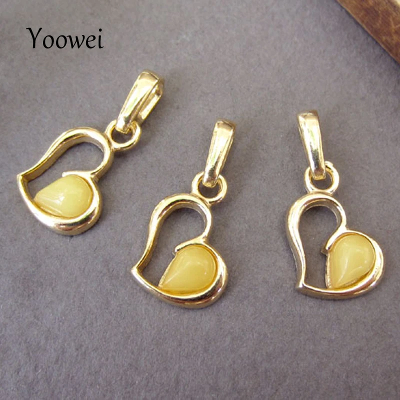amber pendant (1)