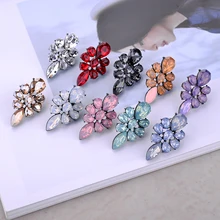 LUBOV Новые элегантные женские серьги для пирсинга Классический Цветочный дизайн ретро хрустальные серьги-гвоздики модные украшения для Рождества