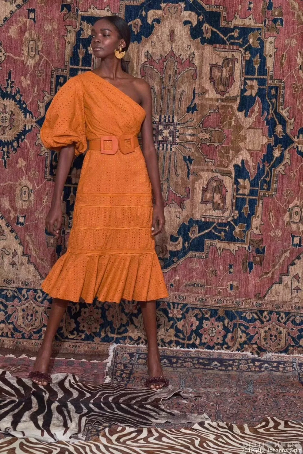 10907484966_985203648